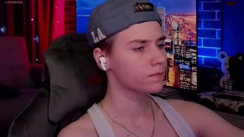 Jean online show from July 30, 6:04 pm