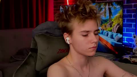 Jean online show from August 2, 6:48 pm