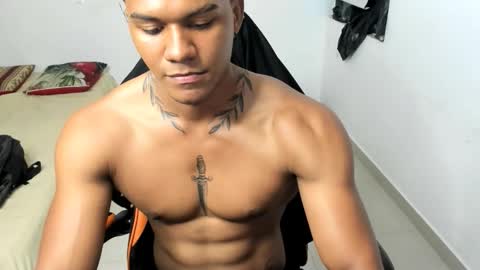 jeanfran_ferrer online show from March 3, 8:28 pm