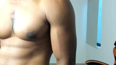 jeanfran_ferrer online show from March 14, 7:20 pm