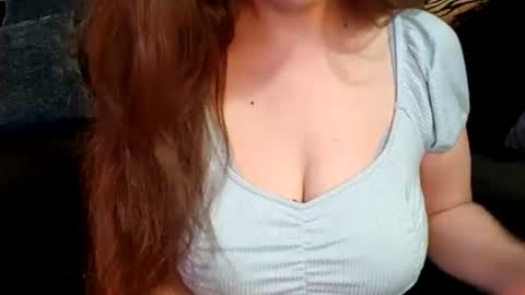 jeannie_69 online show from July 20, 12:19 pm