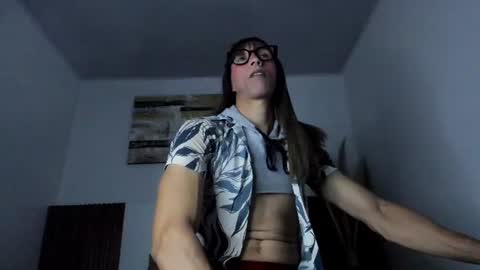 jeanys_sneider online show from August 13, 4:37 am
