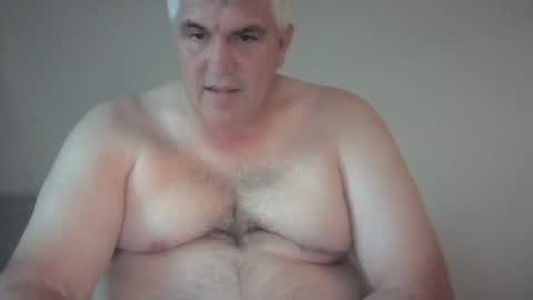 dadbody71 online show from May 9, 1:30 am