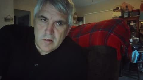 dadbody71 online show from June 1, 1:41 am