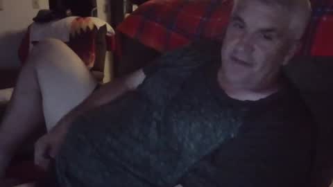 dadbody71 online show from June 10, 2:40 am