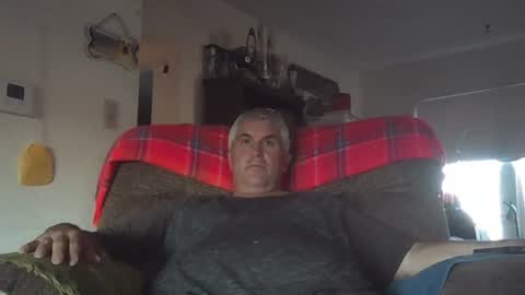 dadbody71 online show from July 5, 1:19 am