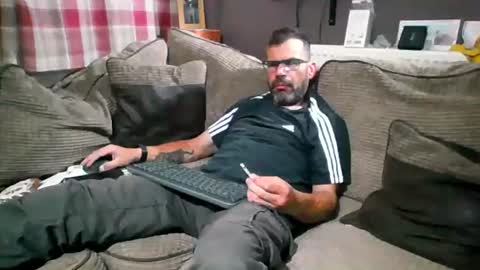 jediknight2 online show from August 7, 9:15 pm