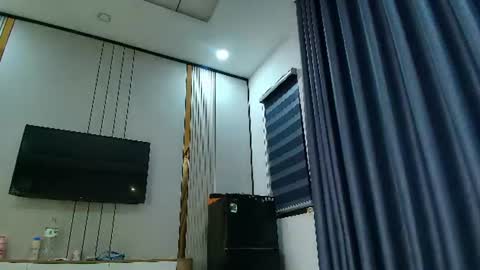 jee_sooo online show from August 12, 2:52 pm