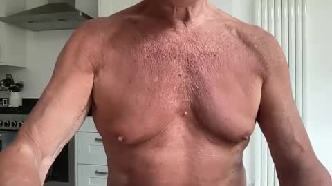Sensual Jeeves online show from June 3, 9:02 am