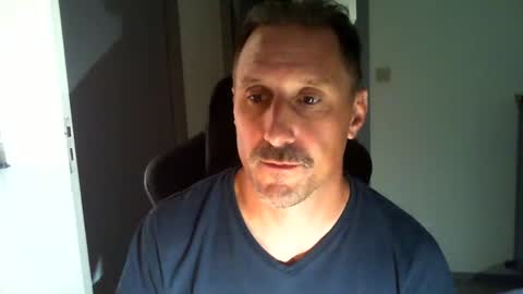 jef74700 online show from August 3, 7:59 am
