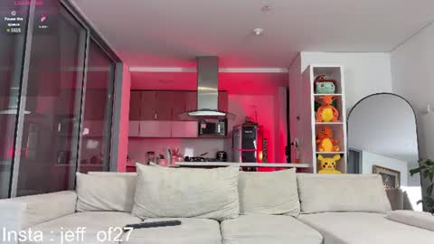 jeff_boss_ online show from August 9, 12:11 am