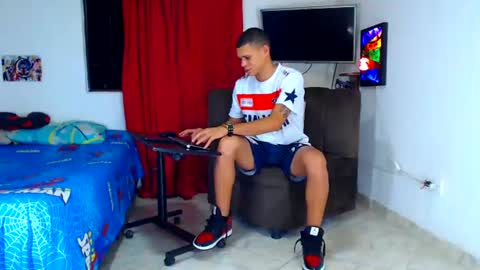 jeffer21_hot online show from August 2, 5:47 am