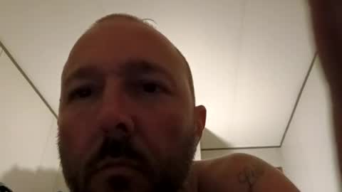 jeffwoodard7840546405 online show from June 19, 10:37 am