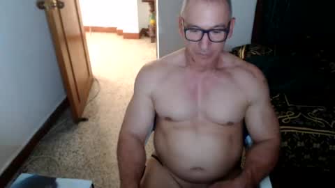 muscletw online show from August 10, 7:37 pm