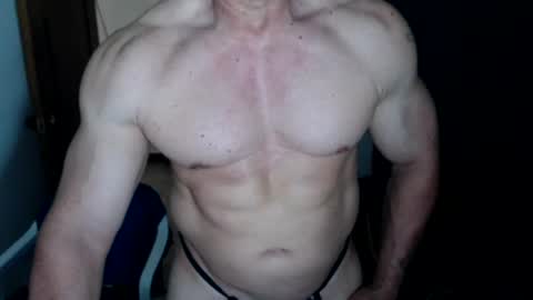 muscletw online show from August 11, 4:09 pm