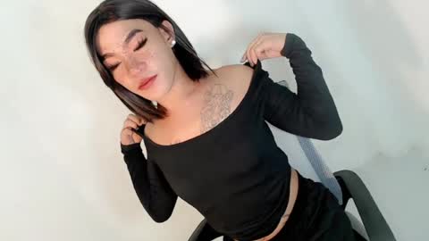 jellxxxx online show from July 18, 10:05 am