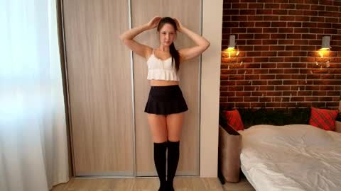 JENNY  YOUR HOME GIRL   online show from May 15, 1:33 pm