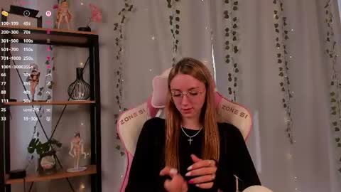 Nellie online show from August 11, 4:25 am