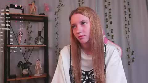 Nellie online show from August 13, 4:15 am