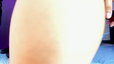 jenifer_lux online show from August 10, 5:25 pm
