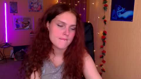 jenna__sativa online show from August 6, 2:38 pm