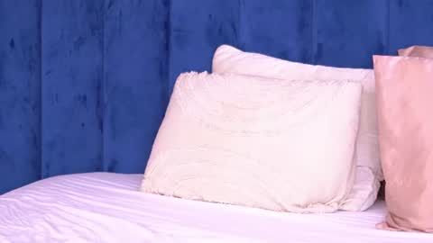 jenna_day online show from August 3, 12:01 pm