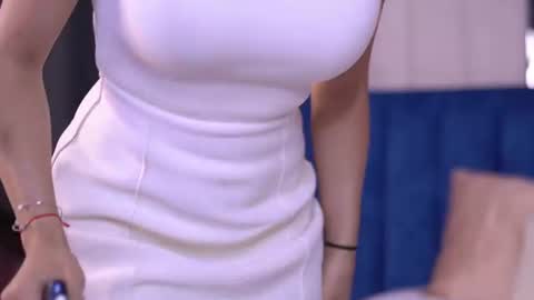 jenna_day online show from August 4, 8:55 am