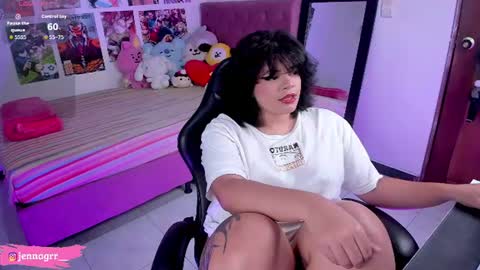 Jenna Grey online show from August 7, 10:32 pm