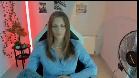 Karla online show from August 12, 4:31 pm