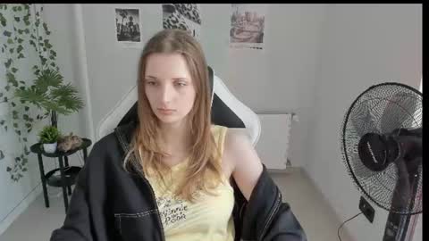 Karla online show from August 14, 12:20 pm