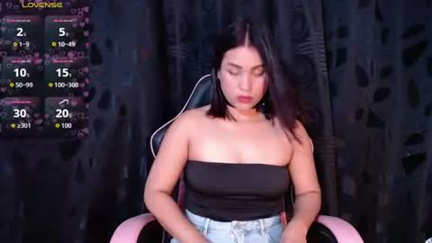 Sara  online show from August 11, 8:22 pm