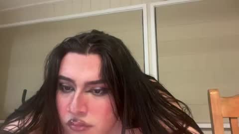 jennifer_robbie online show from August 11, 3:58 pm