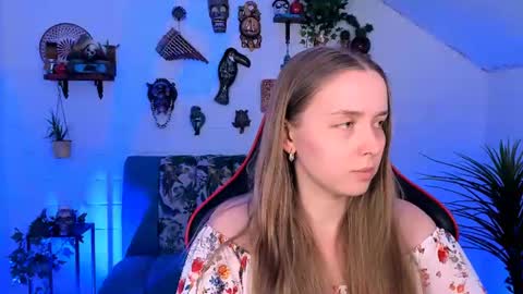 Jennifer online show from July 15, 9:38 pm