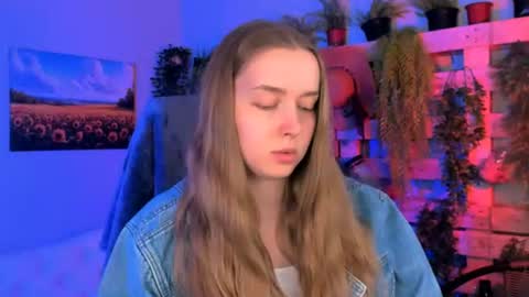 Jennifer online show from July 19, 6:54 pm