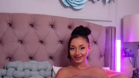 JenniferLovveX online show from July 22, 11:01 am