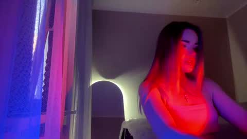 Jenn online show from August 12, 1:46 pm