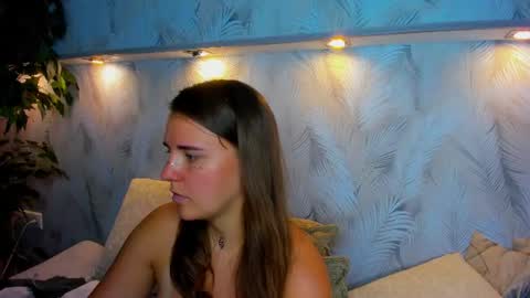 Jenny online show from August 12, 7:54 am