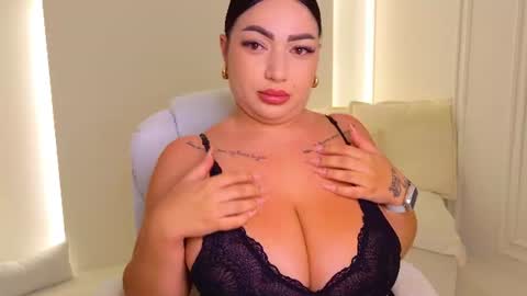 JENNY online show from August 13, 3:20 am