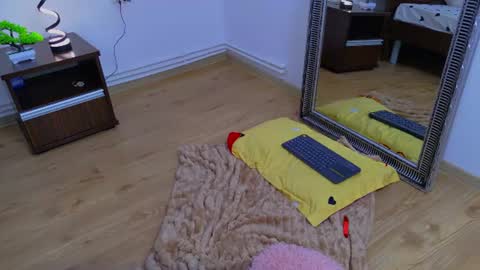 jennybbunny online show from August 9, 10:49 am