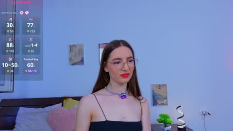 jennybbunny online show from August 11, 5:31 am