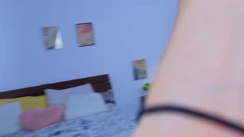 jennybbunny online show from August 14, 11:25 am