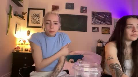 jennyblair07 online show from February 19, 7:22 pm