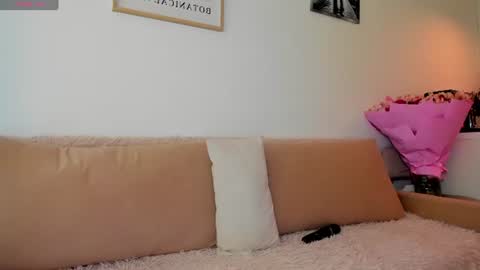 Jenny online show from June 15, 8:23 am