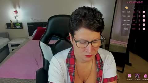 Jenny online show from August 6, 10:14 am