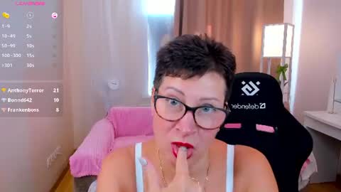 Jenny online show from August 16, 9:02 am