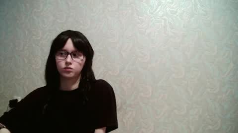 JennyOlset online show from April 9, 9:06 am