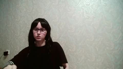 JennyOlset online show from June 7, 11:04 am