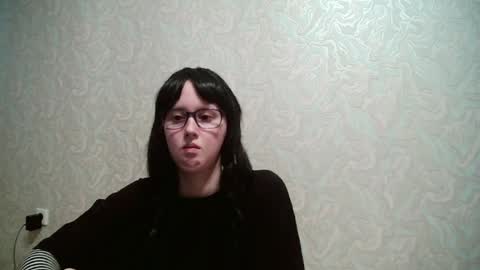 JennyOlset online show from June 16, 11:52 am