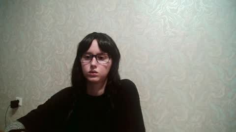 JennyOlset online show from June 17, 3:55 pm