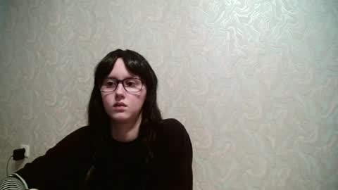 JennyOlset online show from June 19, 10:59 am